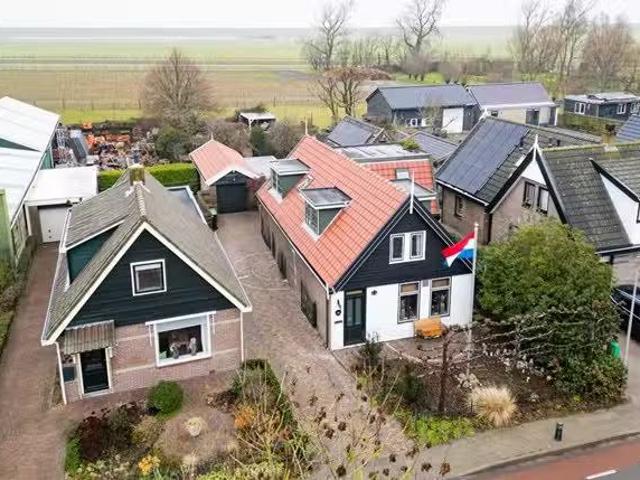 Te koop: Koningsweg 32, 1778 JN Westerland Benieuwd? Kom kij.
