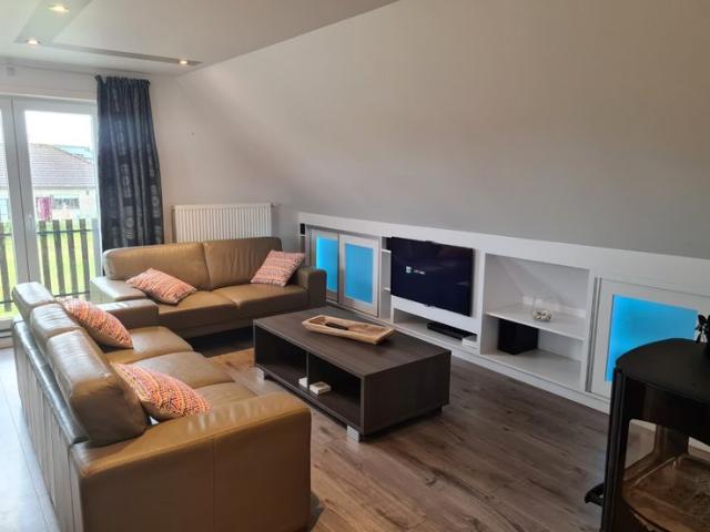 Te koop: Luxueus gerenoveerd duplex appartement met private