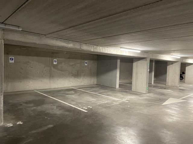 te koop Parking Laken