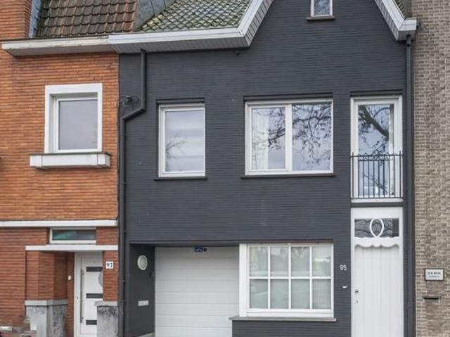 TE KOOP: PRACHTIGE RUIME GEZINSWONING OP TOPLOCATIE IN BR.