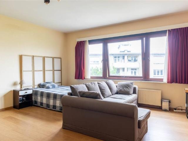 te koop Studio Sint Gillis