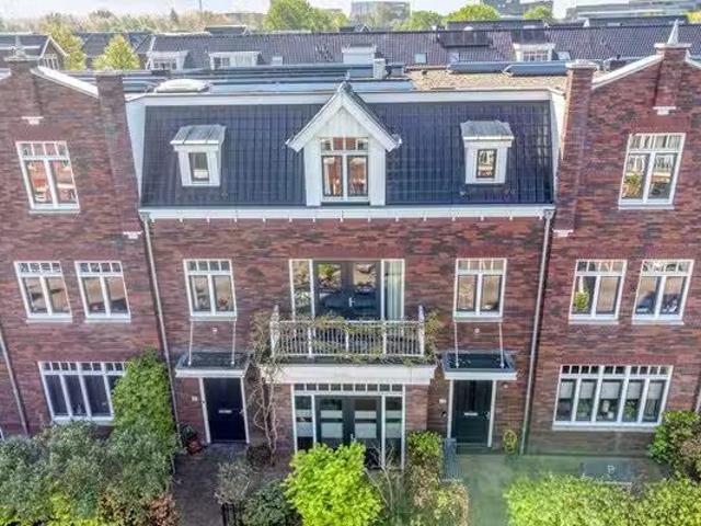 Te koop: Schoonzicht 21, 2342 CD Oegstgeest Schoonzicht 21.