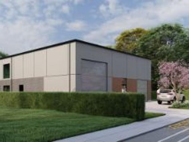 Te koop, uniek perceel 3.068m² voor KMO unit met woonst.