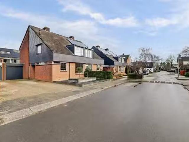 Te koop: Waalkant 40, 4051 EK Ochten Waalkant 40, 4051 EK Oc.