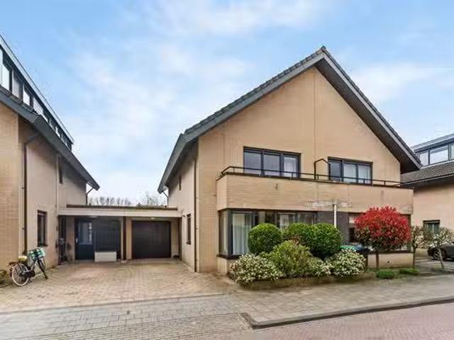 Te koop: Wolvenburg 6, 2994 DM Barendrecht Wolvenburg 6, 299.