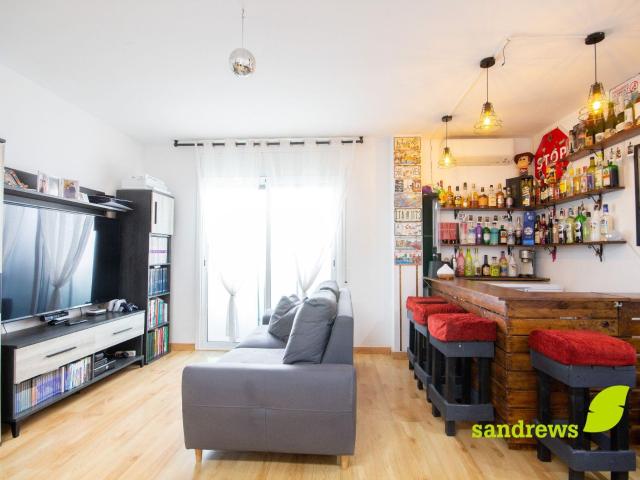 Te presentamos este acogedor y luminoso piso de 73 m² ubicad. 87m² Figueres