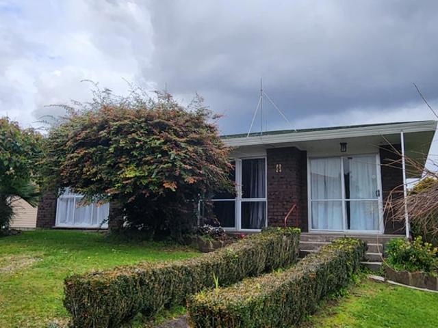 te puke, 2 bedrooms