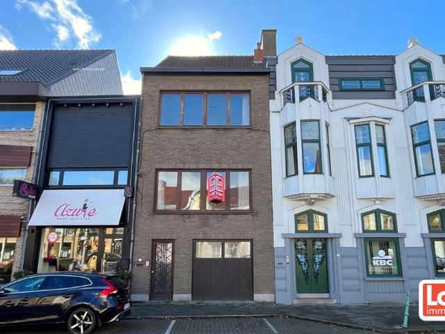 Te renoveren pand met tuin op een topligging in Centrum Lochristi