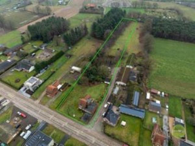 Te renoveren woning op een perceel van 7840 m² in Meerhout