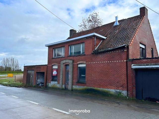 Te slopen en her op te bouwen woning TE KOOP tussen Sint El