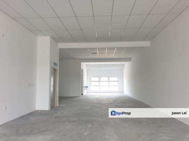 Temu Business Centre, City of Elmina