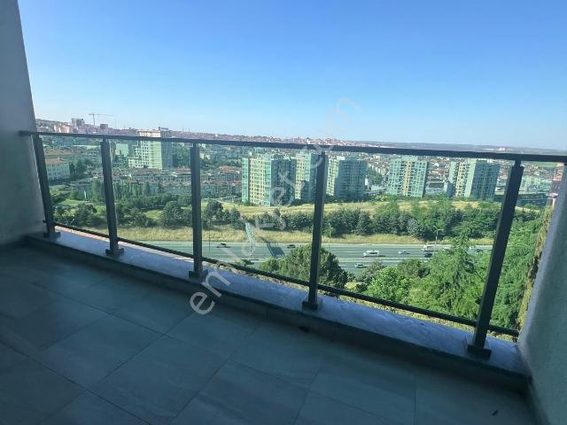 Tem Avrasya Sitesi Hemen Taşınmaya Hazır Boş 3+1,5 Daire