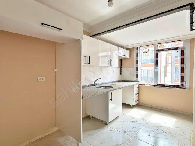 Tem Dibinde Sıfır Krediye Uygun Satılık 2+1 İskanlı Daire