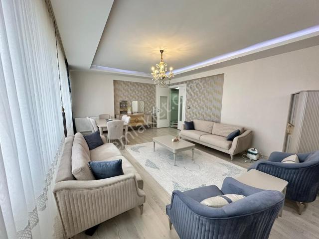 tema Park Karşısı Satılık 4.5+1 Kapalı Havuzlu Ultra Lüx Daire