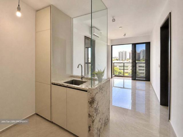 Tembusu Grand D15, Condominium