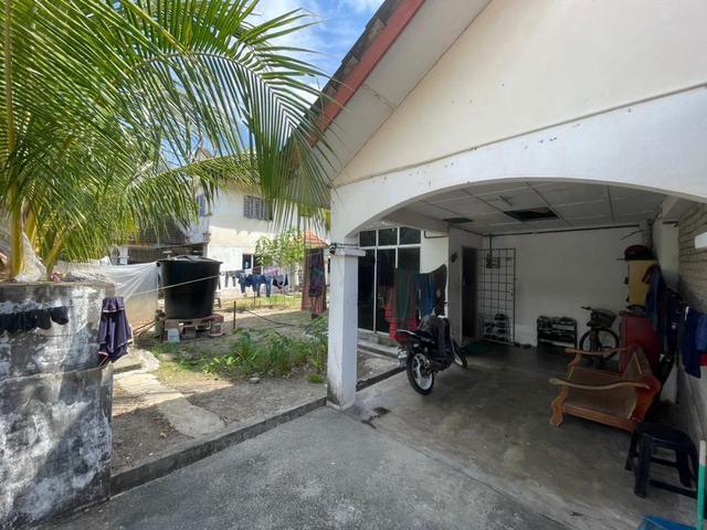 Tenanted Double Storey SemiD House For Sale Amanjaya Zon Anggerik