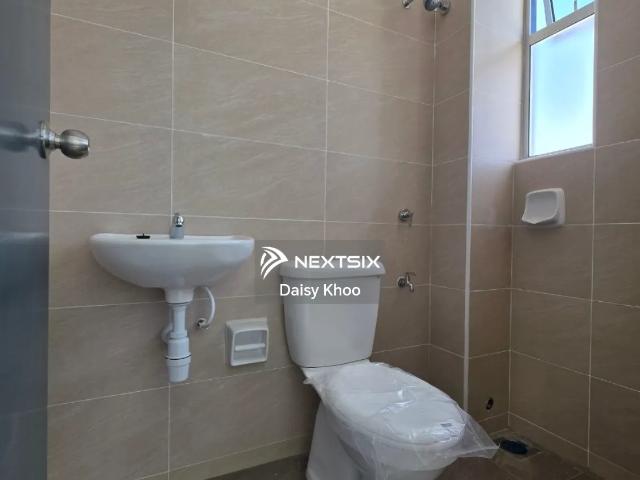 Tenanted Shoplot @ Desa Cemerlang 3 Storey | 22x75 RM5100 Rental ROI 3.4%