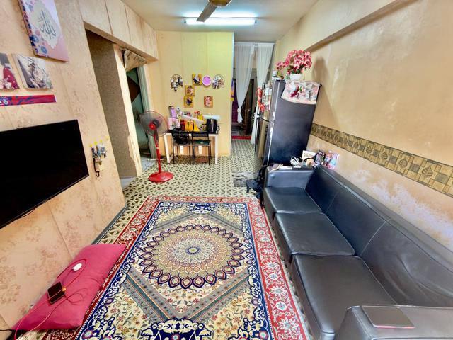 Tenanted Strata 3R 2B di Saujana Ria Aprtmnt Kepong KL