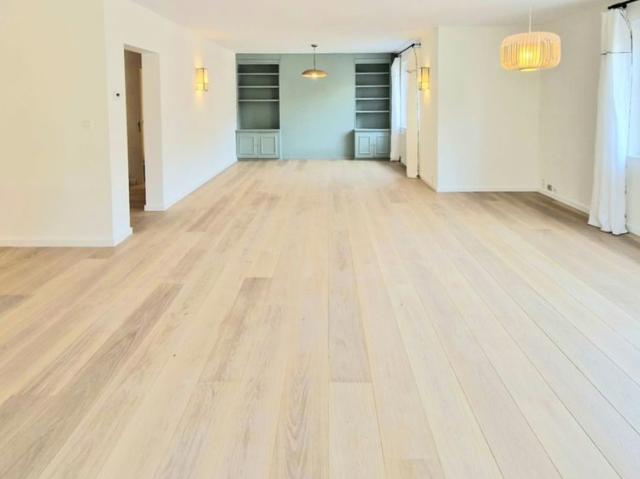 TENBOSCH stunning apartment with views on Parc!