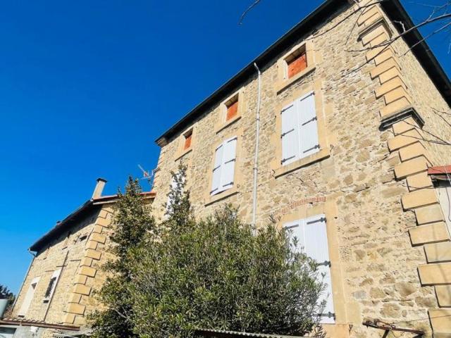 TENEMENT CENTRE SAINT DONAT