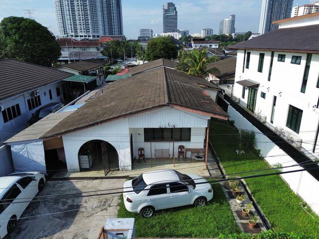 TENGAH KLLUAS 1Storey Bungalow Jalan Enggang Utara Taman Keramat
