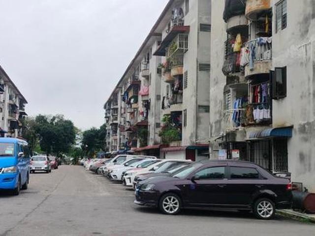 Tenggiri Flat Blok C 550sf Mid Floor 2 Rooms Perai