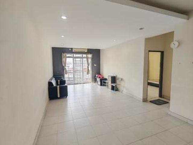 Tebrau City Residence 3 Bedroom Next To Aeon Tebrau Full Loan Roi7