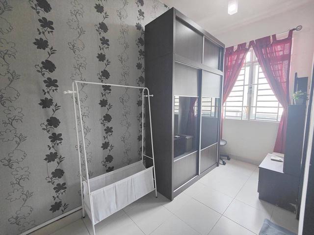 Tebrau City Residence Desa Tebrau 3 bed 2 bath Aeon Good locat