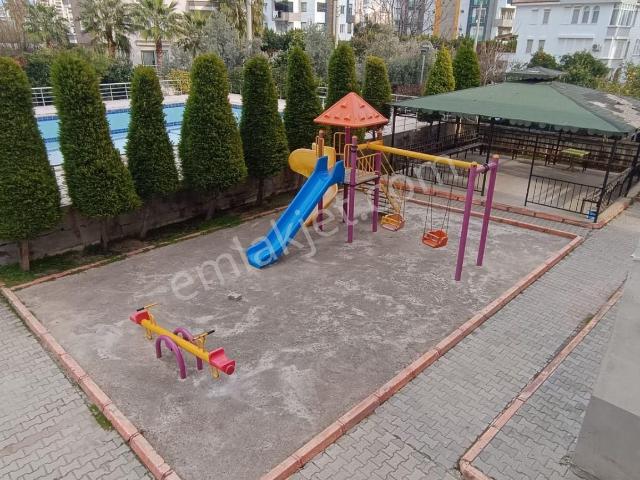 Tece Deniz Mah.de *geniş* Bağımsız Mutfaklı 2+1 Havuzlu Daire