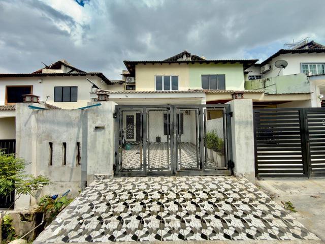 TEEMURAH RENOVATED Double Storey Terrace Taman Sri Bahagia Cheras