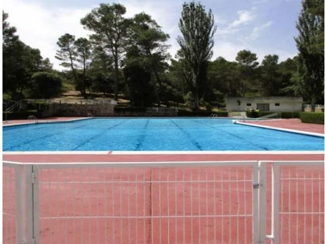 Tegeisa vende parcela de 759 m2