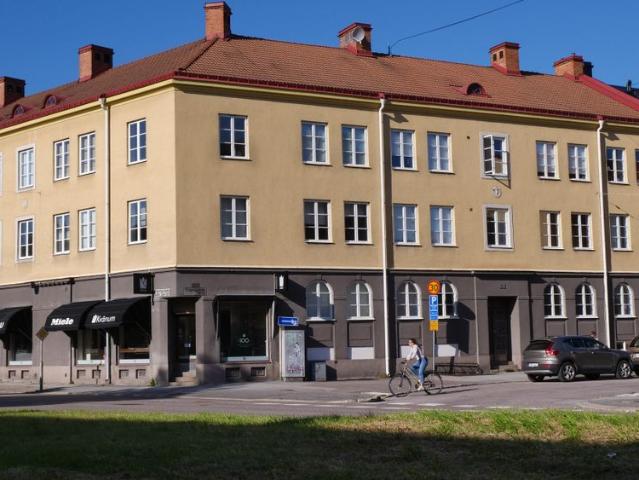TEGELGATAN 8