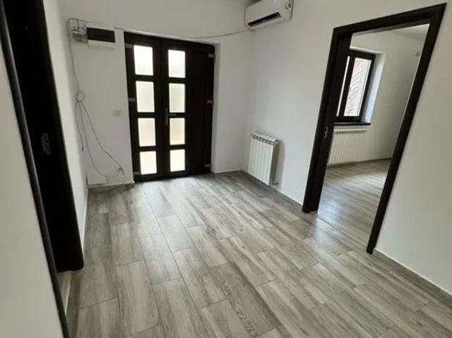 Tei/ 4 cam/casa curte/birouri/renovat nou