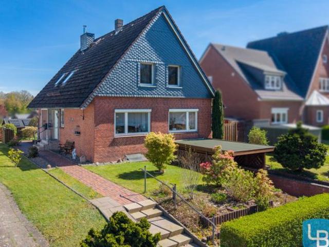 Teilmodernisiertes Ein /Zweifamilienhaus für die große Familie im schönen Kiel Kroog