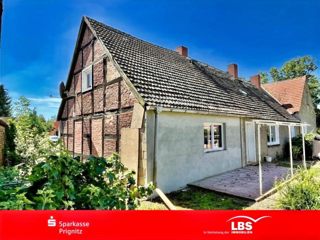 Teilrenoviertes Haus mit viel Potential