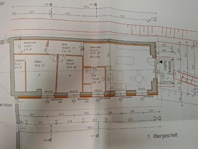 Preissenkung: Teilrenoviertes Mehrparteienhaus mit 4 Wohnungen und 4 Garagen in Leoben zu kaufen !