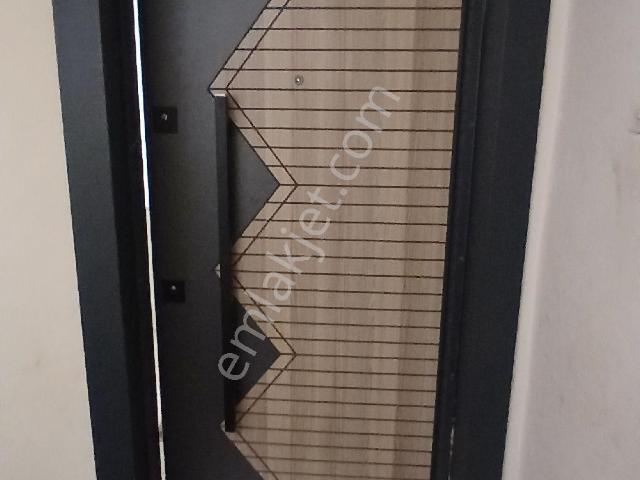 Teira Emlaktan Ulu Cami Yakını Kiralık 3+1 Daire