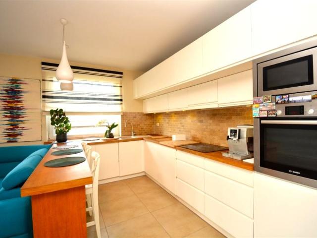 Tektoniczna 68 m², Kielce