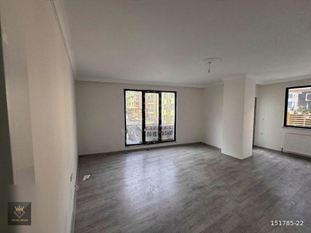 TEK YETKİLİ DİYAR EMLAK GİRNE MAHALLESİ 2+1 SIFIR BİNA