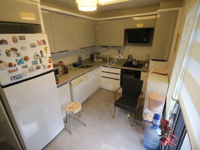 tek Yetkili Alfa'dan Akçay'da Satılık Ön Cephe Devasa Balkon Ayrı Mutfak Asansörlü 2+1 Daire