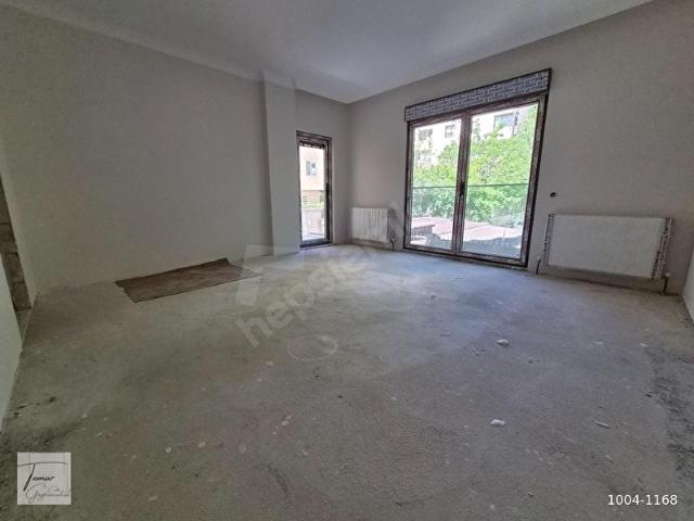 Tek Yetkili Erenköy'de 3+1 Balkonlu Sıfır Daire 7 Katlı Binada