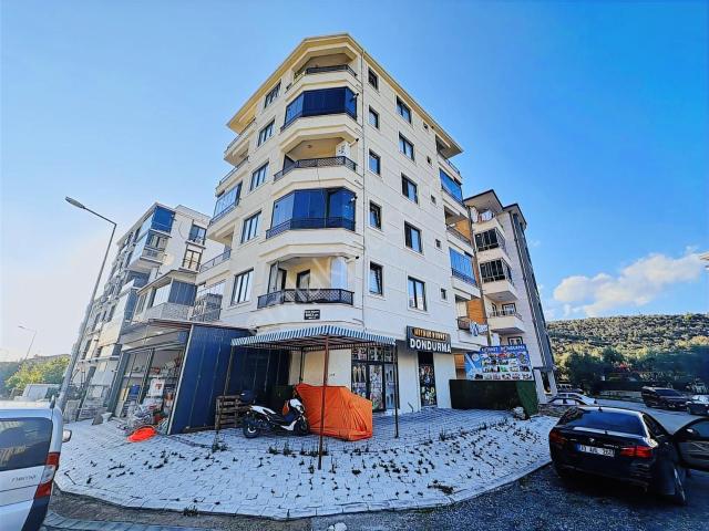 Tek Yetkili Kostak Gayrimenkulden Kadıköy'de Ön Cephe Arakat 2+1