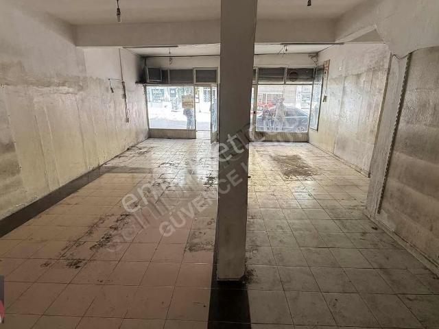 Tekel Caddesinde Geniş Dükkan Kirası 10 Bin Tl