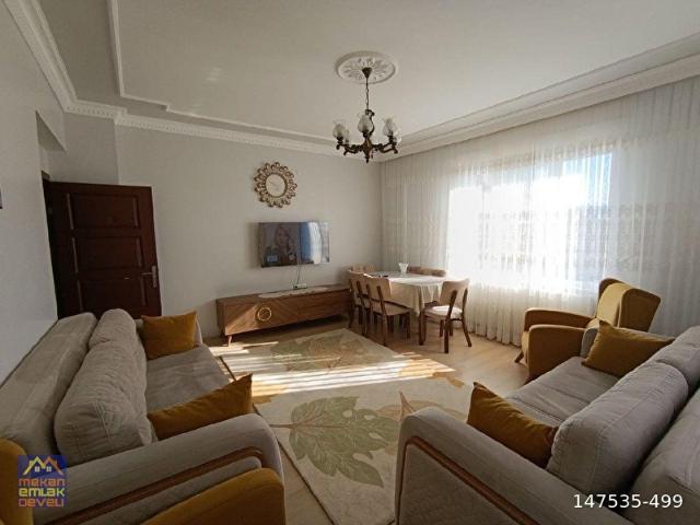 TEKİR CADDESİNE YAKIN, KAPALI GARAJLI, GENİŞ, ARA KAT DOLU DOLU DAİRE