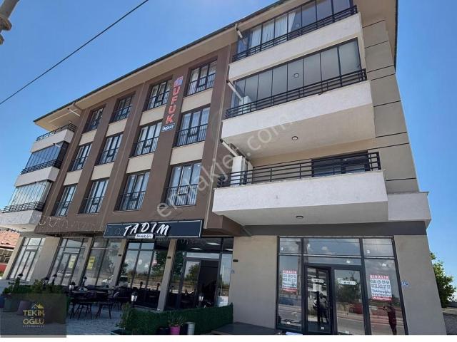 Tekin Oğlun'dan Şehir Hastane Karşısı Cadde Üzeri Köşe Dükkan