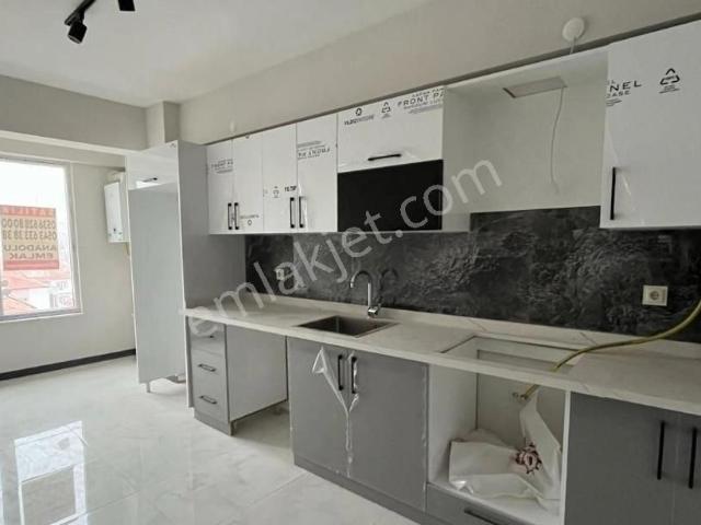 Tekir Caddesi Sıfır Ultra Lüx Cadde Üzeri 3+1 Satılık Daireler