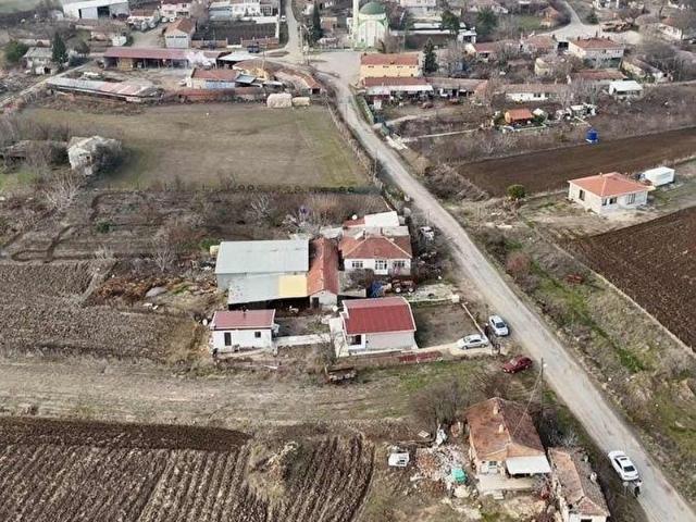 Tekirdağ Malkara Köy Merkezinde 213 m2 Arsa