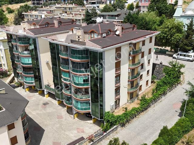 Tekirdağ Hürriyet Mah Site İçerisinde 155m² Satılık 4+1 Daire