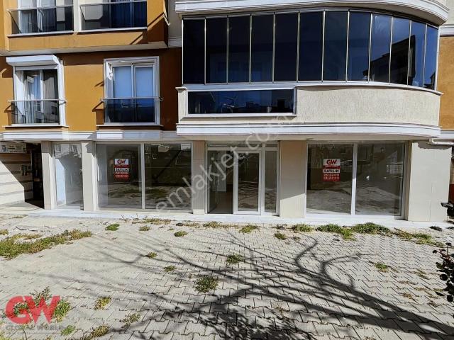 Tekirdağ Çiftlikönü'nde 115 M² Köşe Başı Satılık Dükkan