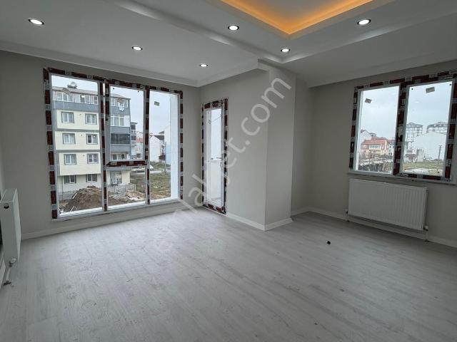 Tekirdağ Kapaklı 2+1 85 M2 Ara Kat 2350 Bin Ön Cephe Satılık Dr